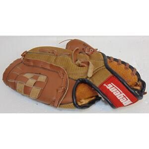 Regent Baseball Glove XG/100 RHT 10" Genuine leather 07225 WAL Right Hand Throw